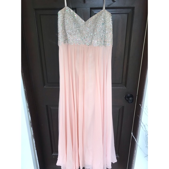 Brand New, Plus Size Strapless Prom Dress - Picture 1 of 5